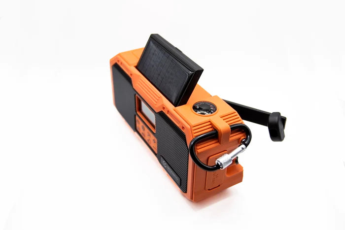 Pomarańczowe radio ratunkowe ACE z DAB/DAB+, radiem na korbkę, zasilanym energią słoneczną, powerbankiem i latarką ze złączem USB-C